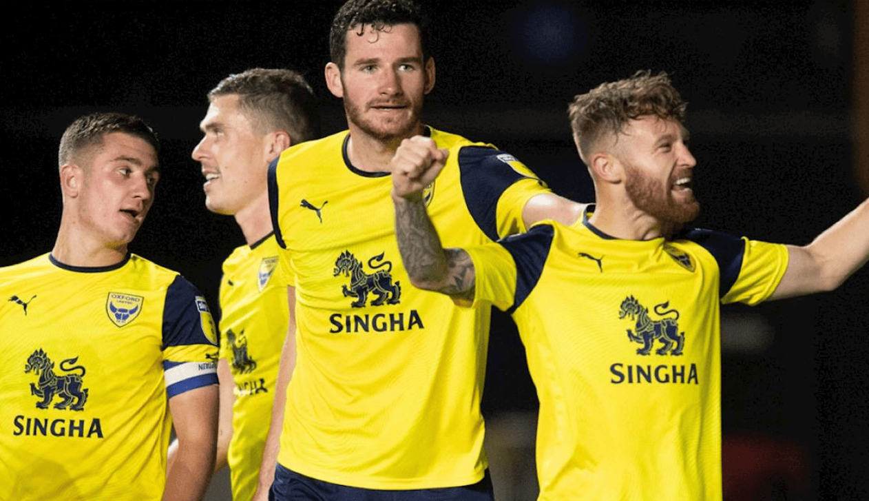 IM电竞比赛-包含斯旺西避免失分之势！客场小胜实现逆转的词条